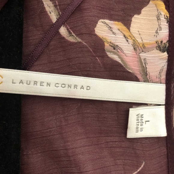 Lauren Conrad Sheer Burgundy flower blouse - Picture 4 of 6